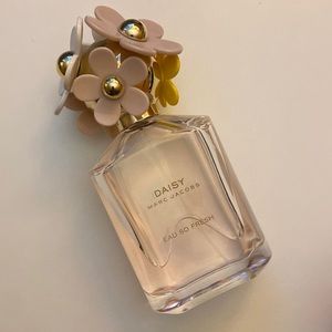 Daisy by Marc Jacobs Purfume